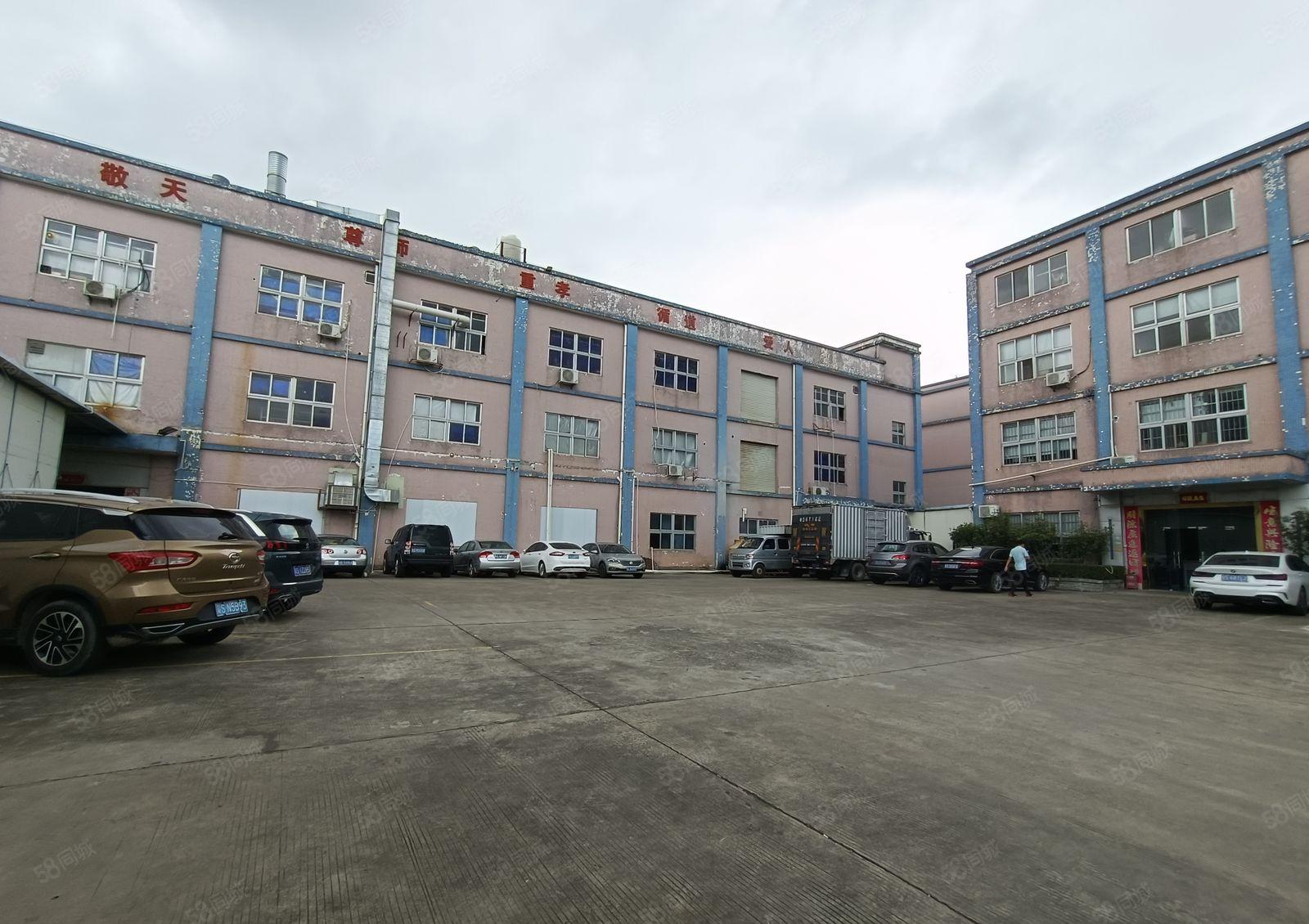 清溪三中新出楼上1200平方带装修，现成办公室，原房东直租！