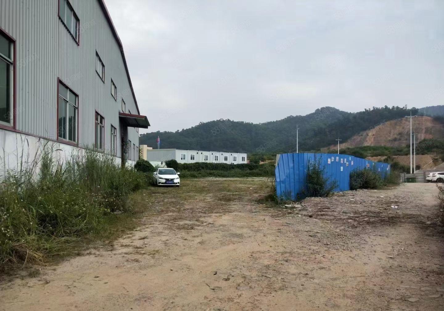 清溪镇三中村独院9米号钢构3900平方，空地超大，拖头车可进