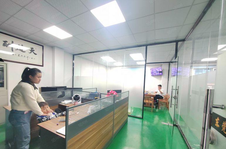 现成豪华精装修，大利村楼上500平米厂房出租，领包入住