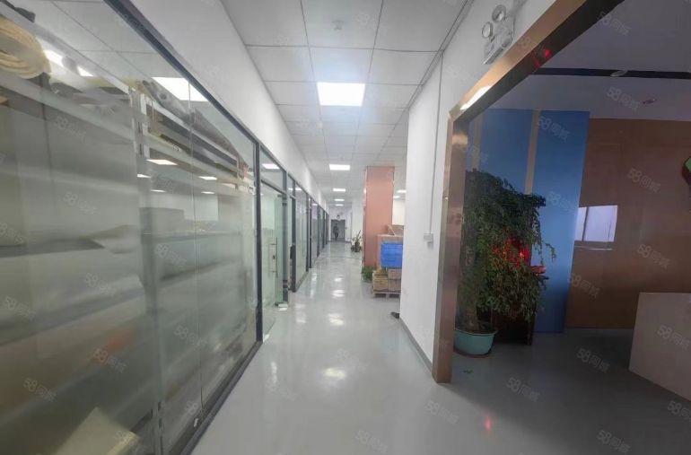 清溪楼上豪华装修厂房出租，价格便宜，空地大好停车。