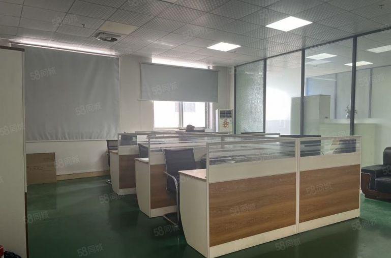 清溪镇三中新出厂房仓库二楼1670平整层出租，带装修办公室