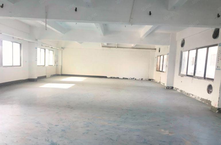 东莞市清溪镇重河村二楼带装修厂房300平米招租