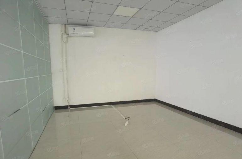 清溪镇三中一楼1500平标准重工业厂房低价出租可办环评