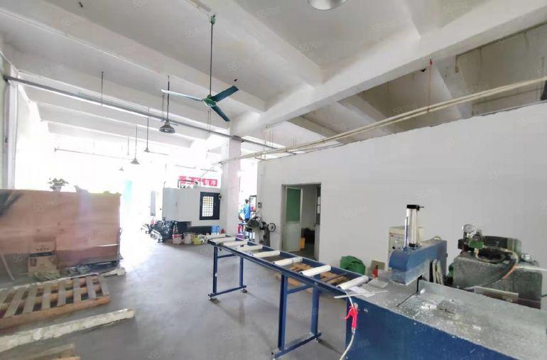 客运站附近一楼500平厂房低价出租水电齐全精装修环境好