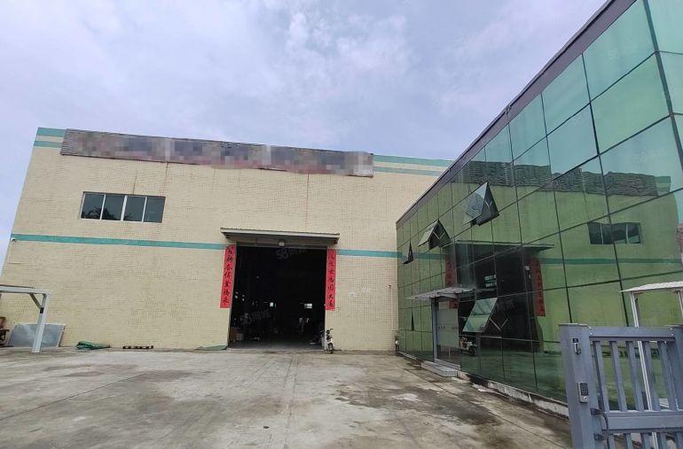 清溪滴水十米高单一层钢构独院厂房出租带5部行车空地大高速出口