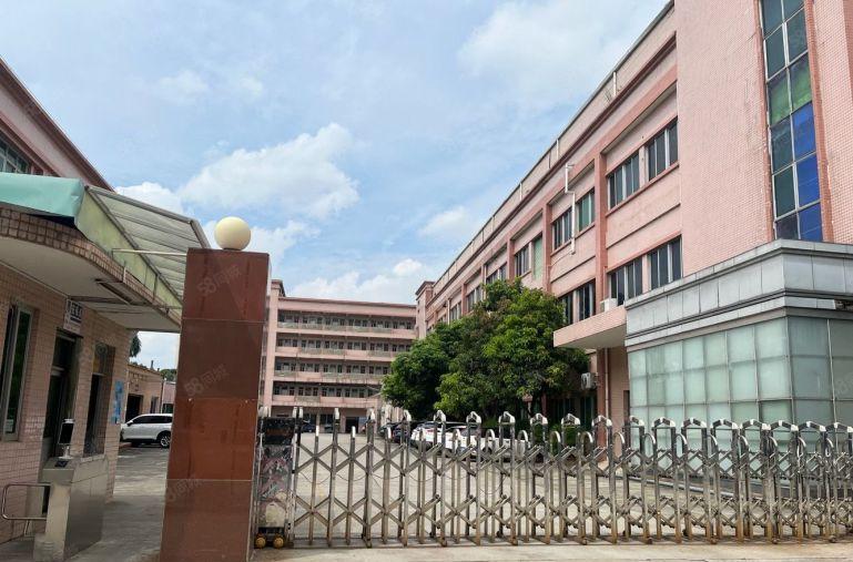 10元出租清溪原房东独院1到3楼各1300平米可分租交通方便