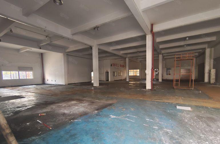 清溪一楼高6米标准1150平厂房出租，装修办公室，主线到车间