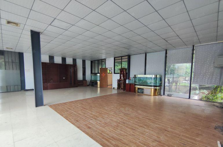 清溪新出原房东独院单一层，独立精装修办公楼现成航车，滴水8米