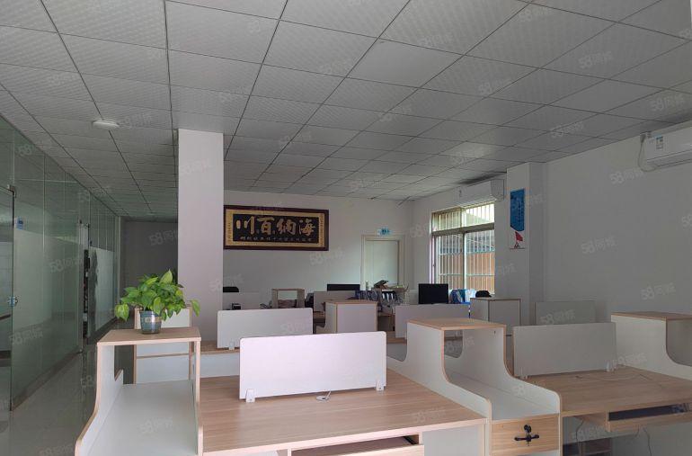 清溪镇三中村 原房东独院3800平低价出租 带装修办公室