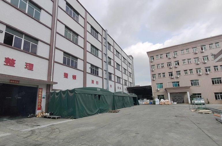 清溪镇谢坑楼上厂房出租630带装修全新地坪漆空地大送车位