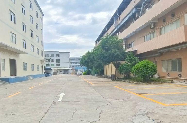 清溪全新重工业厂房3万方，消防，环评均有，可任意分租