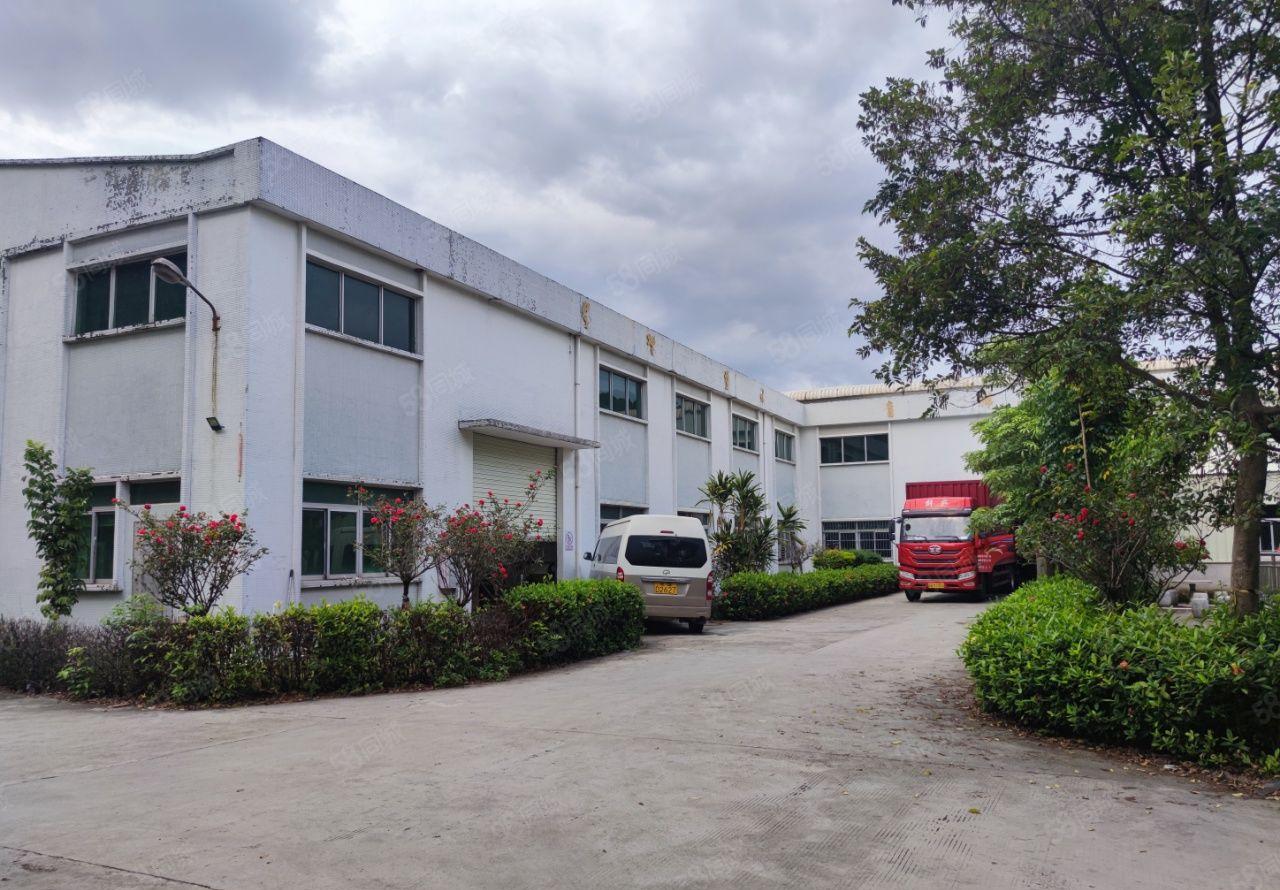 横沥新出原房单一层独院1500平方厂房出租，现成水电到车间