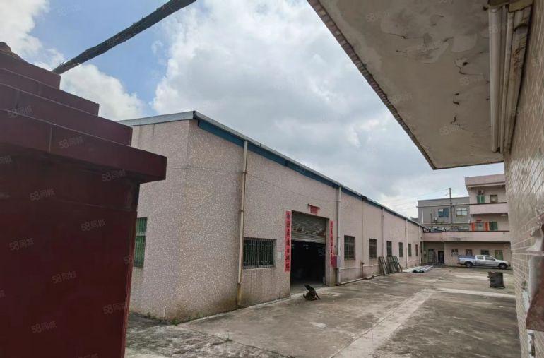 横沥镇新四村独门独院厂房出租1800平，水电齐全工业用地