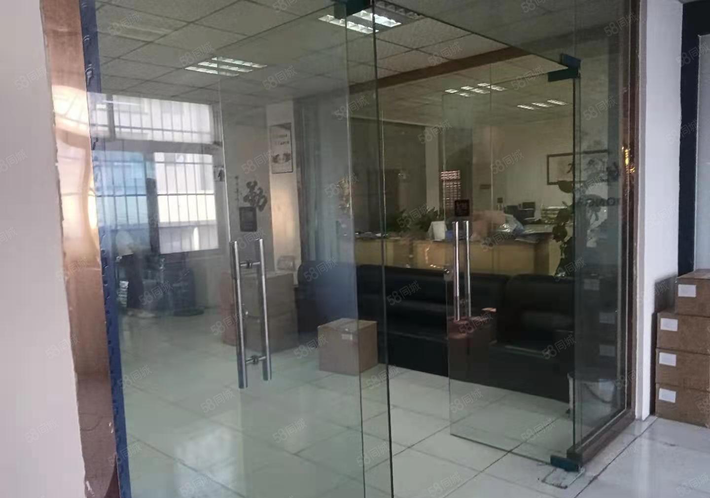 横沥镇三江工业区内原房东分租精装修标准厂房2000平方水电齐