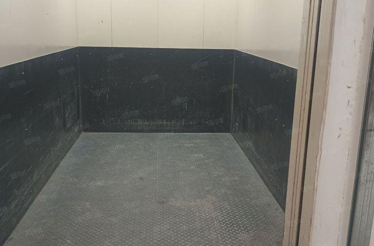 本地房东现成办公室装修标准厂房水电齐全2部货梯价格便宜