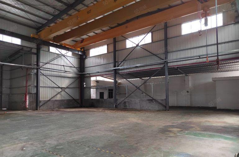 横沥镇独院钢构厂房出租1300平滴水10米，带现成航车2部