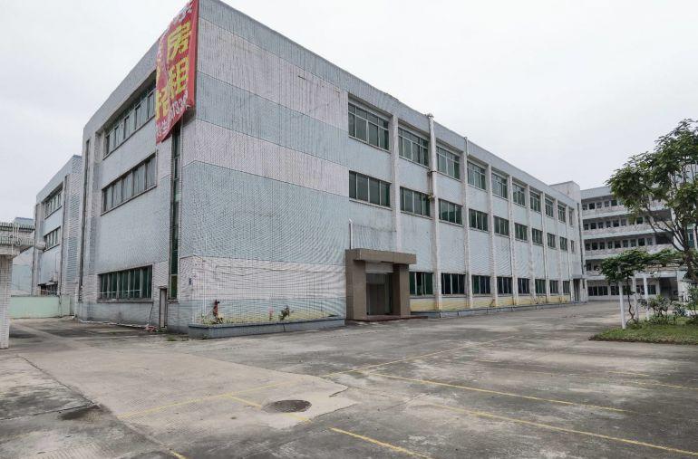 横沥镇三江工业区原房东厂房出租1500平方一楼，六米高带牛角