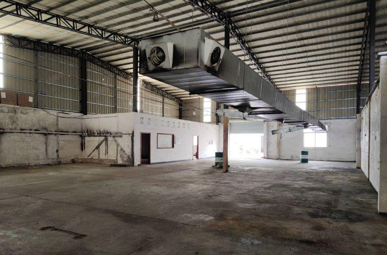 横沥单一层厂房出租800平方，7米高，空地打，周边无居民