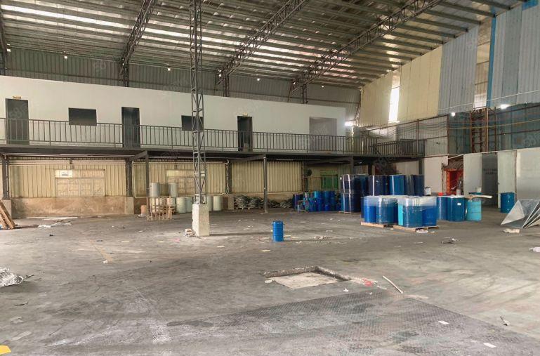 横沥镇原房东滴水8米钢构1850平方低价出租