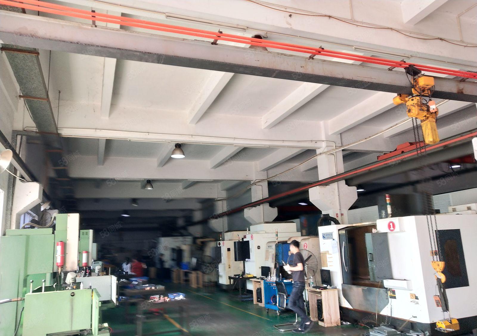 横沥镇原房东无公摊厂房出租一二楼2400平带航车办公室500