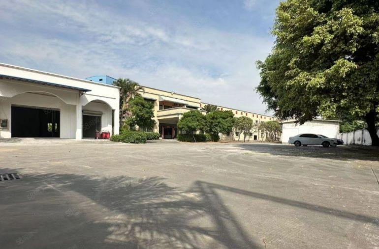 原房东独院单一层钢构，空地大免费使用，大小车随意进出，形象好