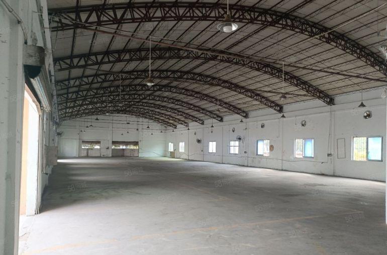 原房东独院单一层钢构，空地大免费使用，大小车随意进出，形象好