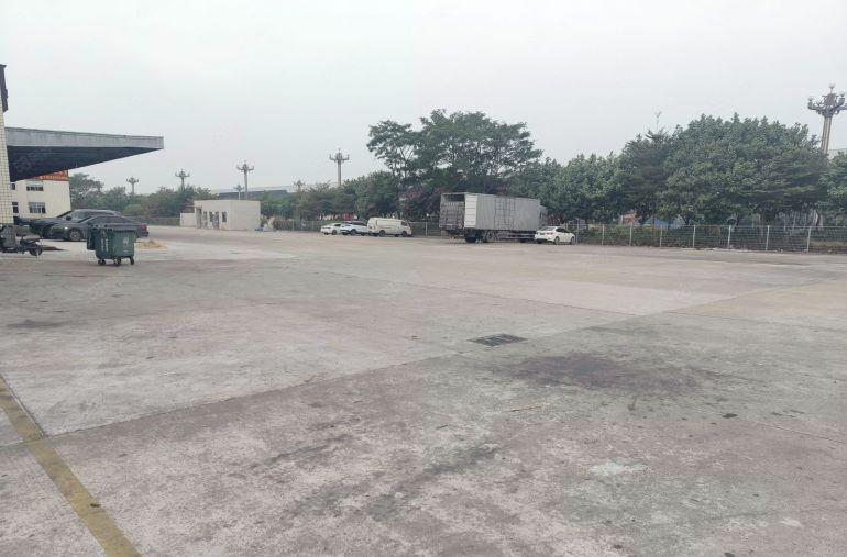 麻涌镇 带双边高台20000平方标准仓库出租，空地超大