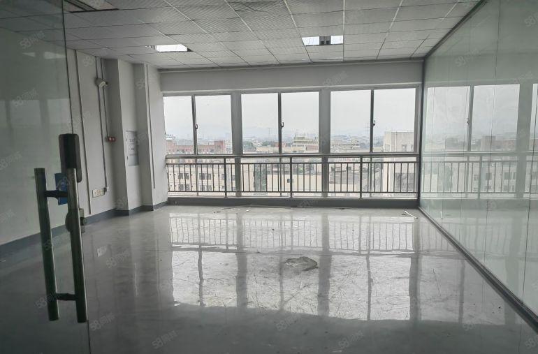 桥头镇带装修现成办公室适合电子，包装，硅胶，小五金等行业。