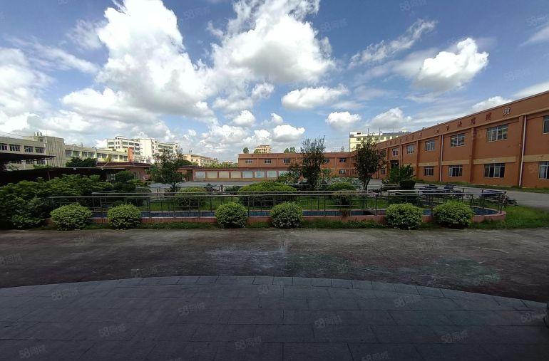 桥头镇厂房出租 ，分租，其他都一般，就是空地特别大