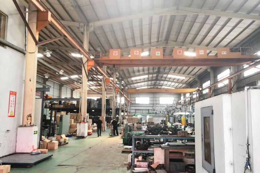 桥头镇新空出独门独院砖墙到顶单一层厂房2000平方价钱便宜