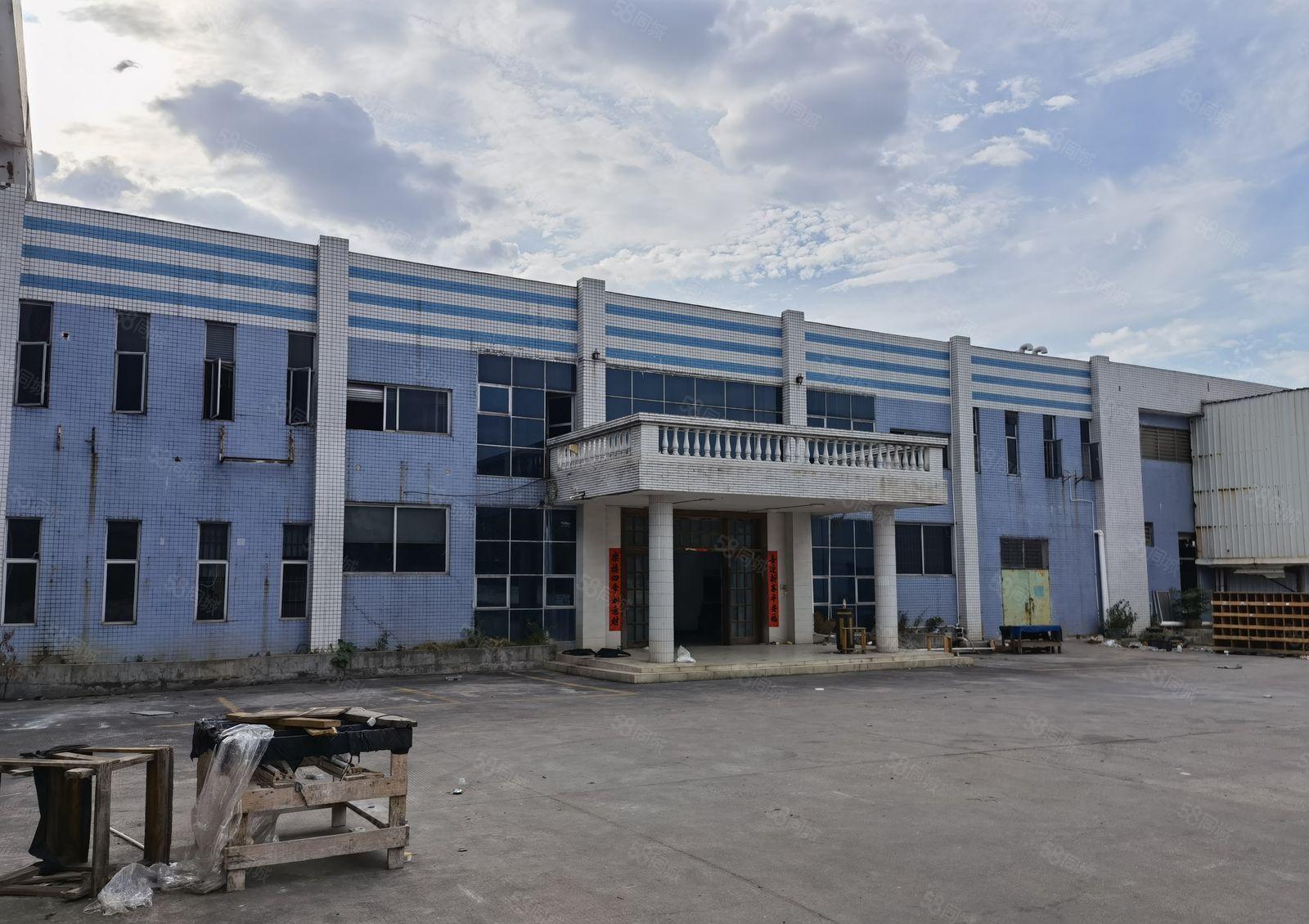 13m高独门独院钢构厂房，带牛角位现成航车，交通便利可办环评