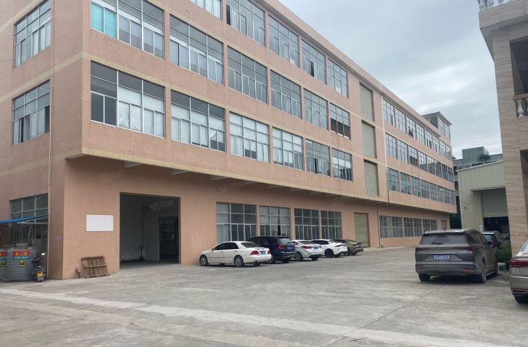 桥头镇新出二楼1800平米，有办公室及地坪漆。