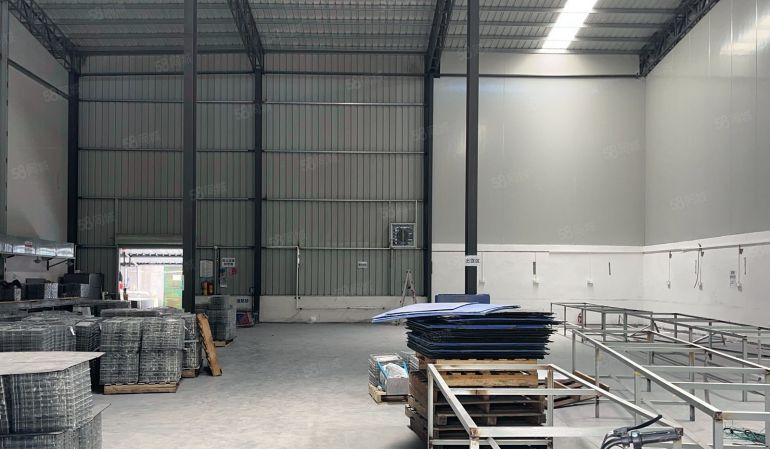 桥头本地房东800平独门独院厂房出租，滴水8米现成精装修宿舍