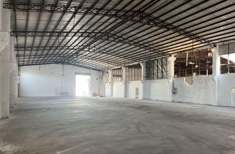 桥头新出原房东小独院靠山边。可做小污染适合设备冲压塑胶等行业