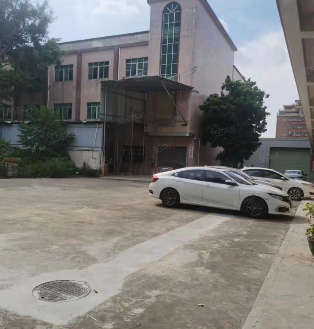 原房东分租一楼400平方水电办公室装修齐全，直接搬厂即可生产