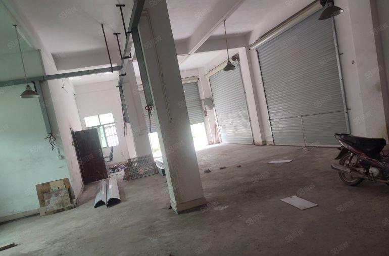 一楼厂房出租 车位充足 可做厂房 可以做门面 车位充足