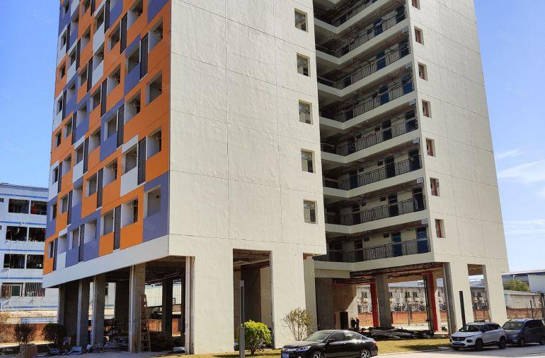 石排靠桥头东部快速红本双证双边卸货平台上市公司形象空地1万平