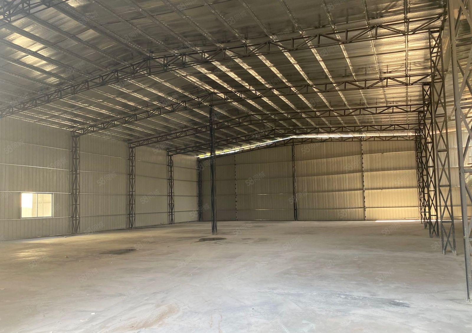 桥头镇新出全新8米高单一层7500平方米出租500平米起分。