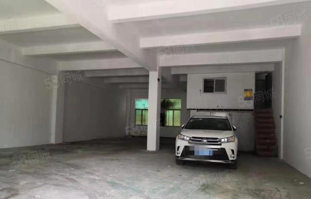 东坑中心路 一楼 200平米 无公摊 月租2000元