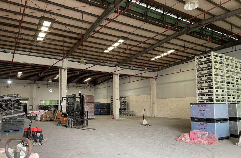 标准单一层厂房出租  交通方便