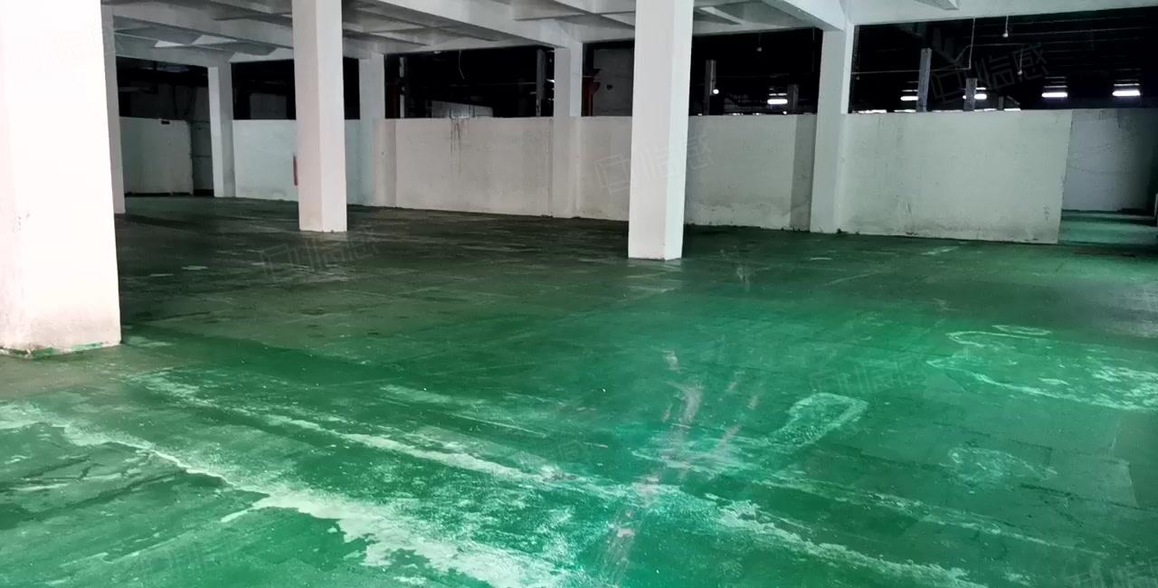 出租东坑一楼厂房2608平 可分租 层高6米 消防环评合格