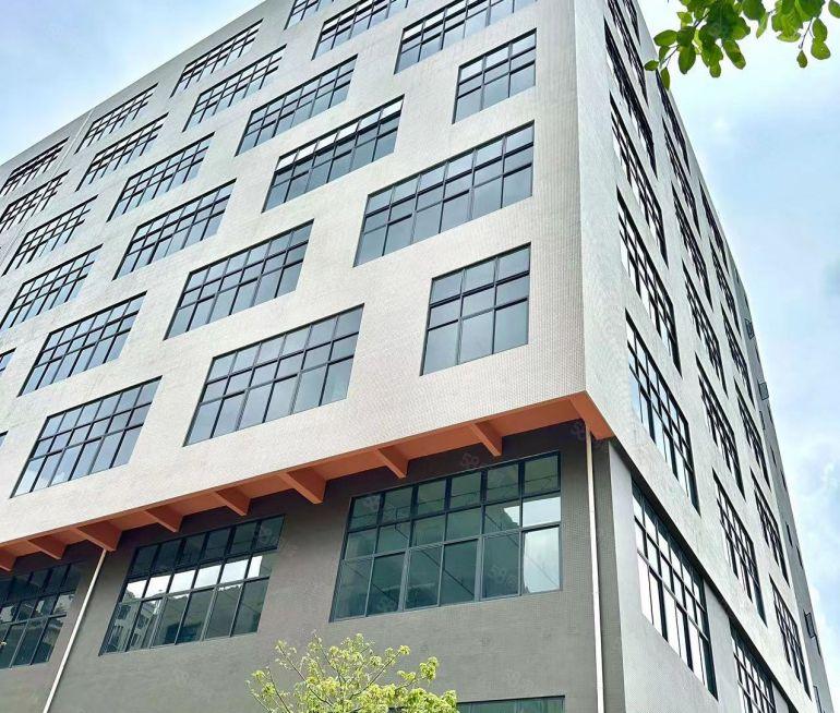 松山湖生态园龙正科创中心1380平特价厂房出租全新地坪漆