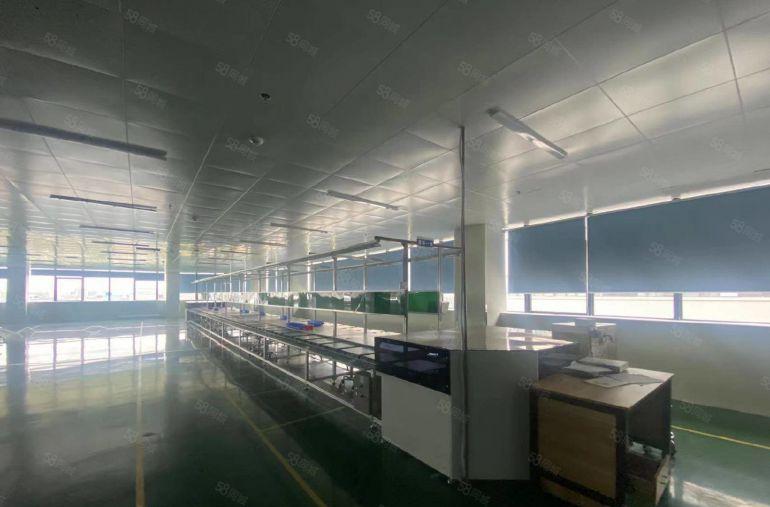 东坑工业区楼上精装修1600平厂房出租，好招工，园区形象好