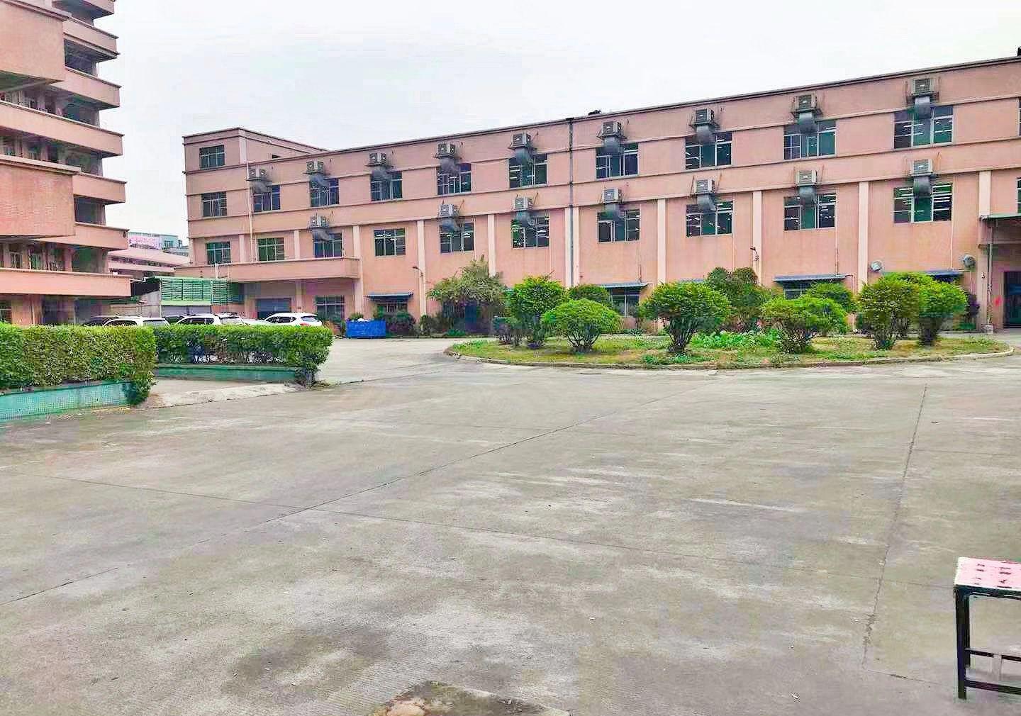 独门独院厂房1~2楼5250平方，空地大形象好可分租