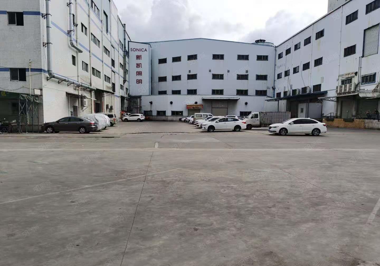 出租东坑一楼厂房2608平 可分租 层高6米 消防环评合格