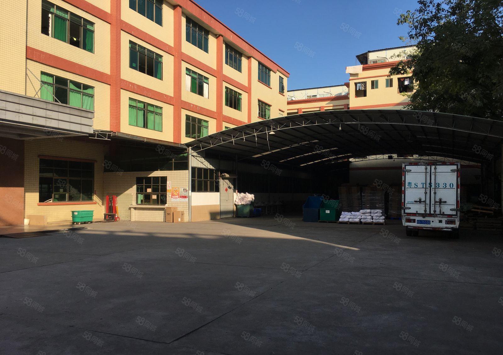 东坑原房东独院标准厂房三层约4300平方，宿舍加饭堂约700