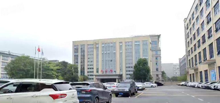 东坑镇工业区原房东标准厂房10块出租带2部5吨货梯低价出租