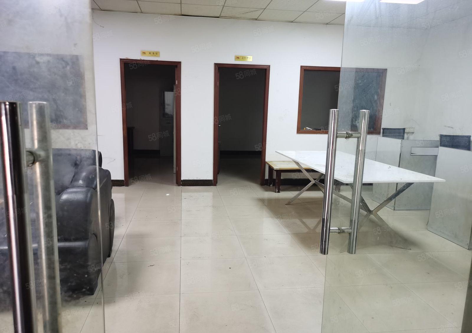 出租东坑一楼厂房2608平 可分租 层高6米 消防环评合格