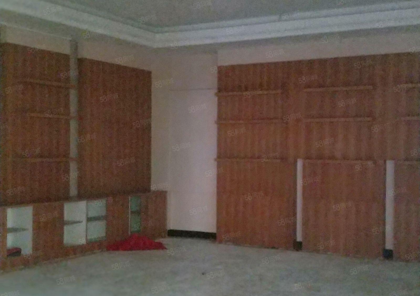 东坑 二楼 1000平方 带办公装修 生产仓库都可以