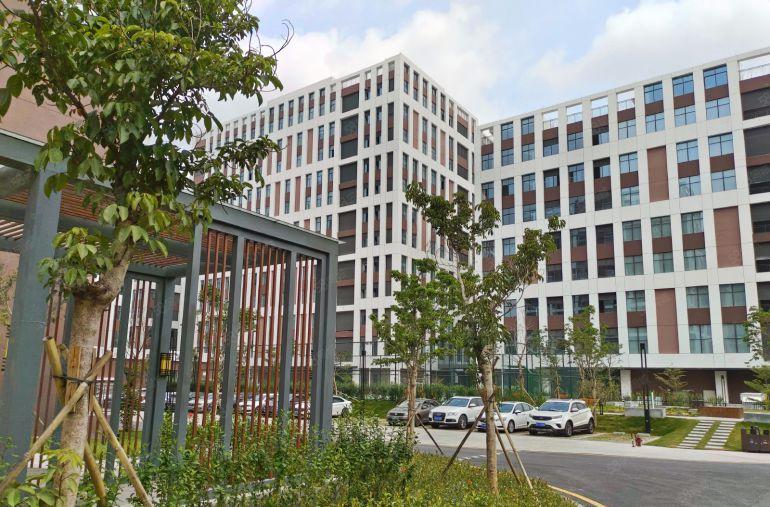 东坑原房东高速出口一楼4800平重工业厂房出租